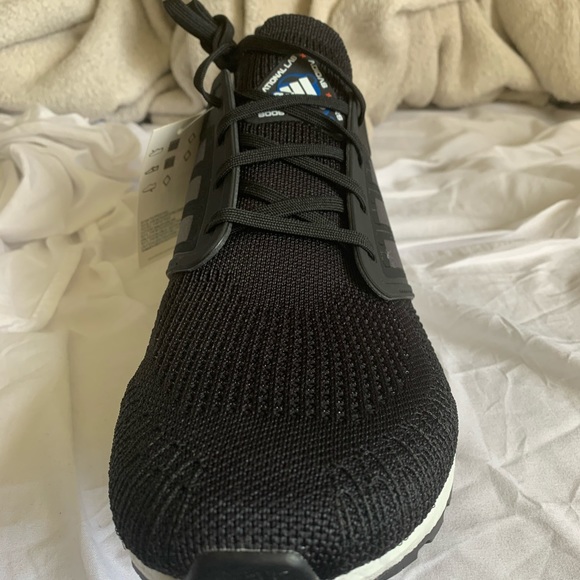 Adidas Ultraboost 20 NASA - Picture 2 of 6